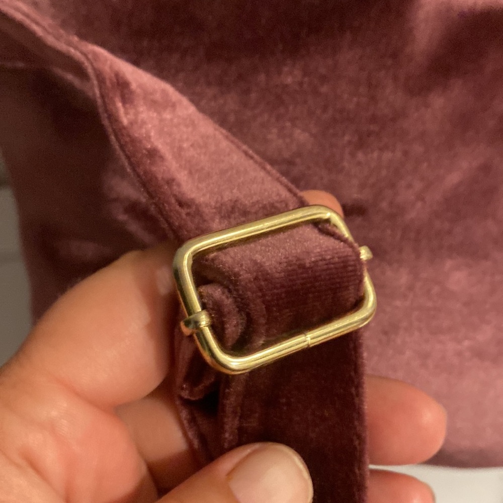 Unbranded purple velvet bag, preloved condition - Picture 3 of 3